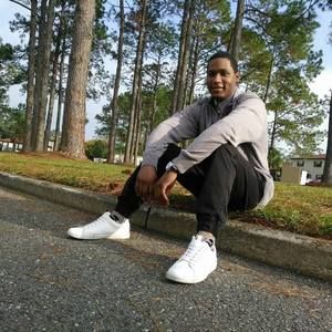 Meet your Posher, Troy